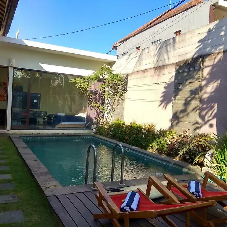 Villa Kayana